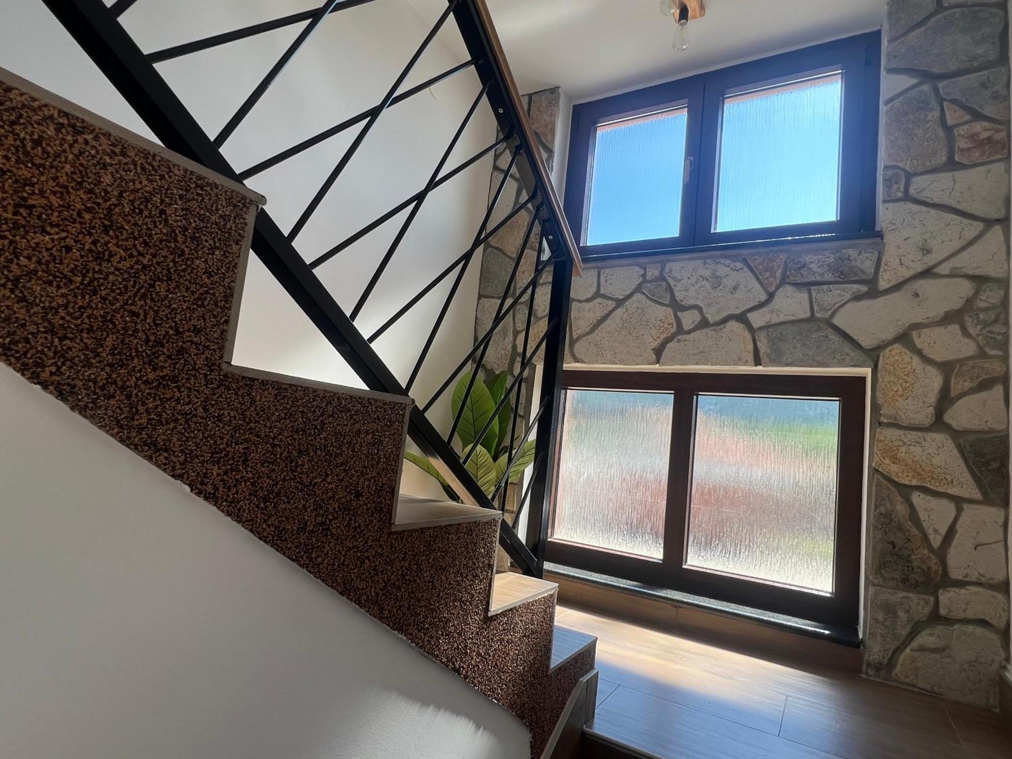 Zen Den Apartments Otočac Buitenkant foto